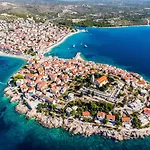 Vila Seaview With Heated Pool, A Hot Tub, Finnish Sauna And Billiards