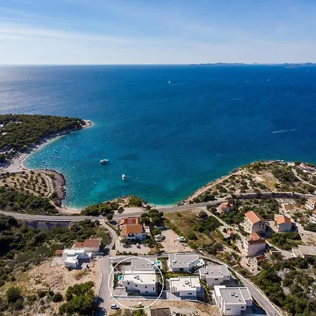 New! Seaview With Heated Pool, A Hot Tub, Finnish Sauna And Billiards Dolac