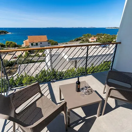 Seaview With Heated Pool, A Hot Tub, Finnish Sauna 빌라
