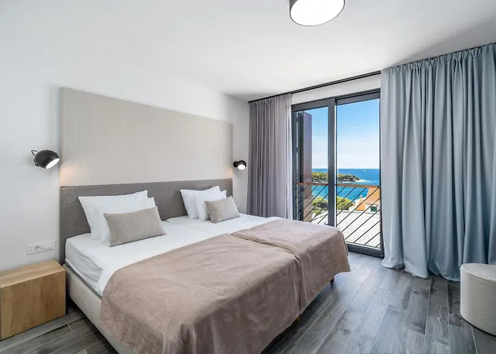 ヴィラ Seaview With Heated Pool, A Hot Tub, Finnish Sauna And Billiards *